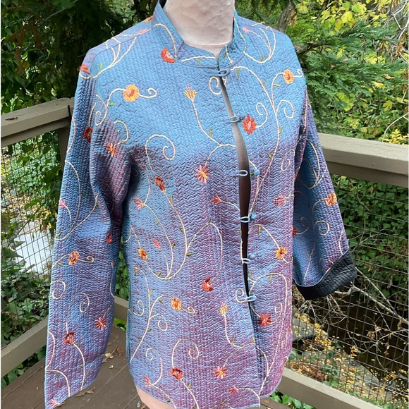 Sam Hilu quilted iridescent periwinkle embroidered floral lightweight jacket S/M - Picture 10 of 11